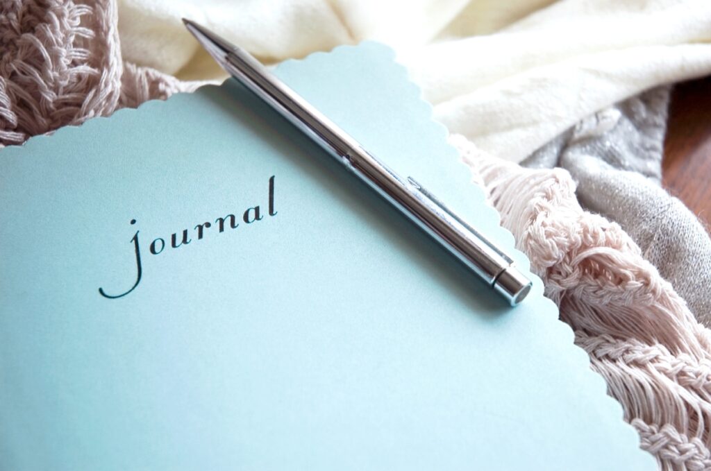 how to write manifestation in a manifestation journal